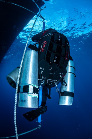 Simon Lorenz explores Bikini Atoll