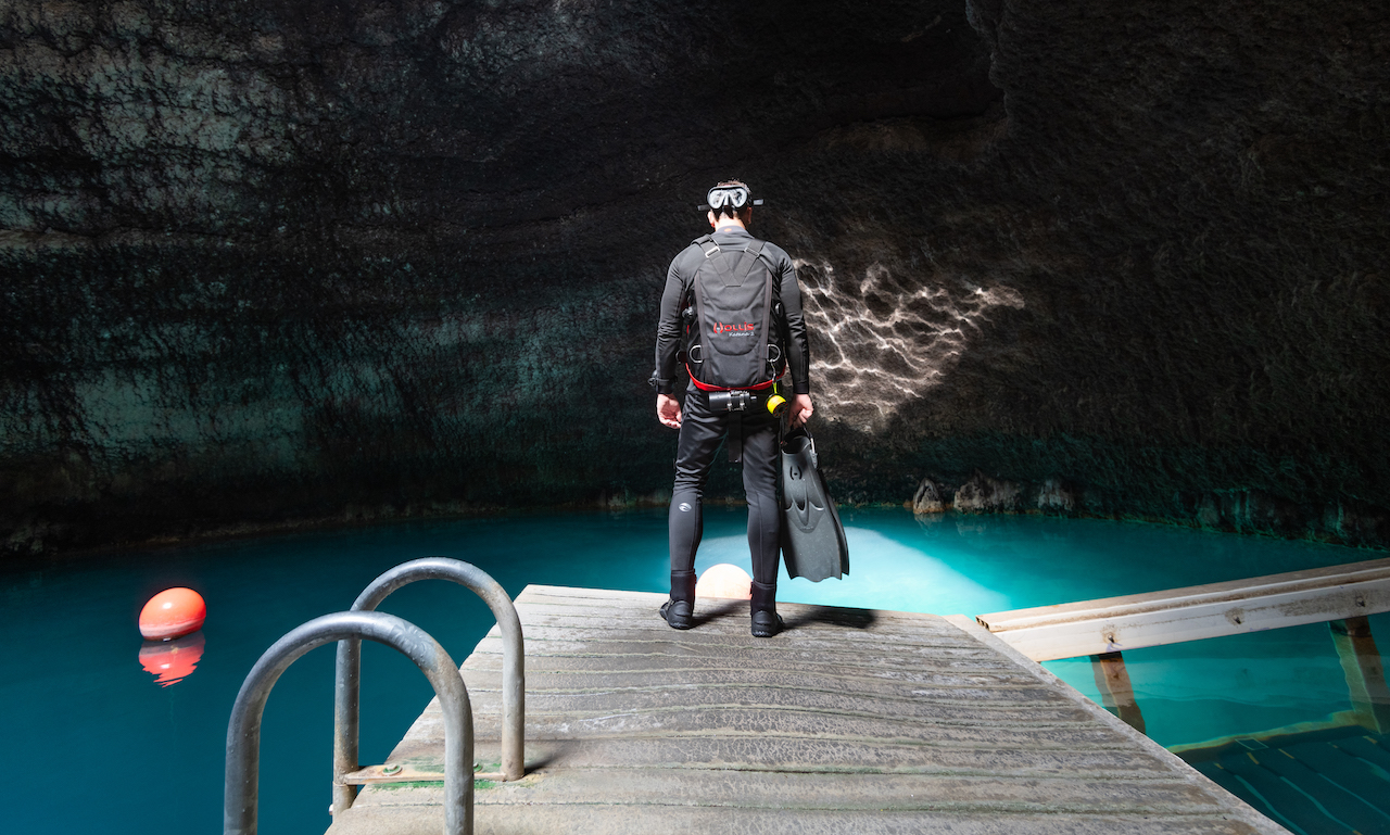Top Inland Dive Sites in the USA - Crater